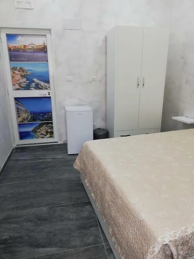 Affittacamere Amily Naples 3*,